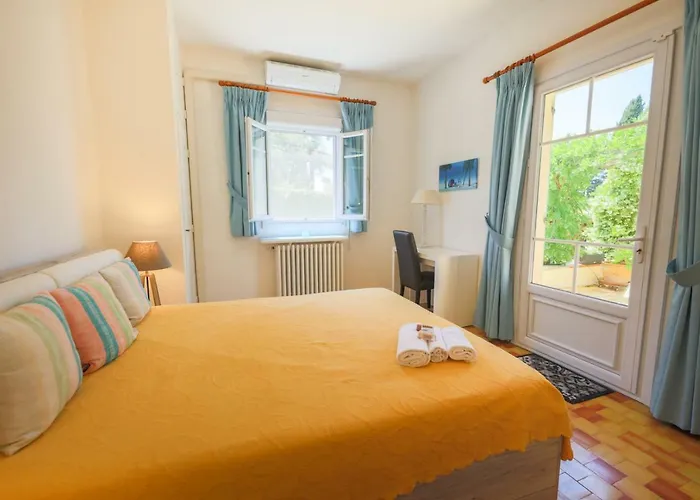 Les Ondes Vi4120 Βίλα Ζουάν λε Πιν